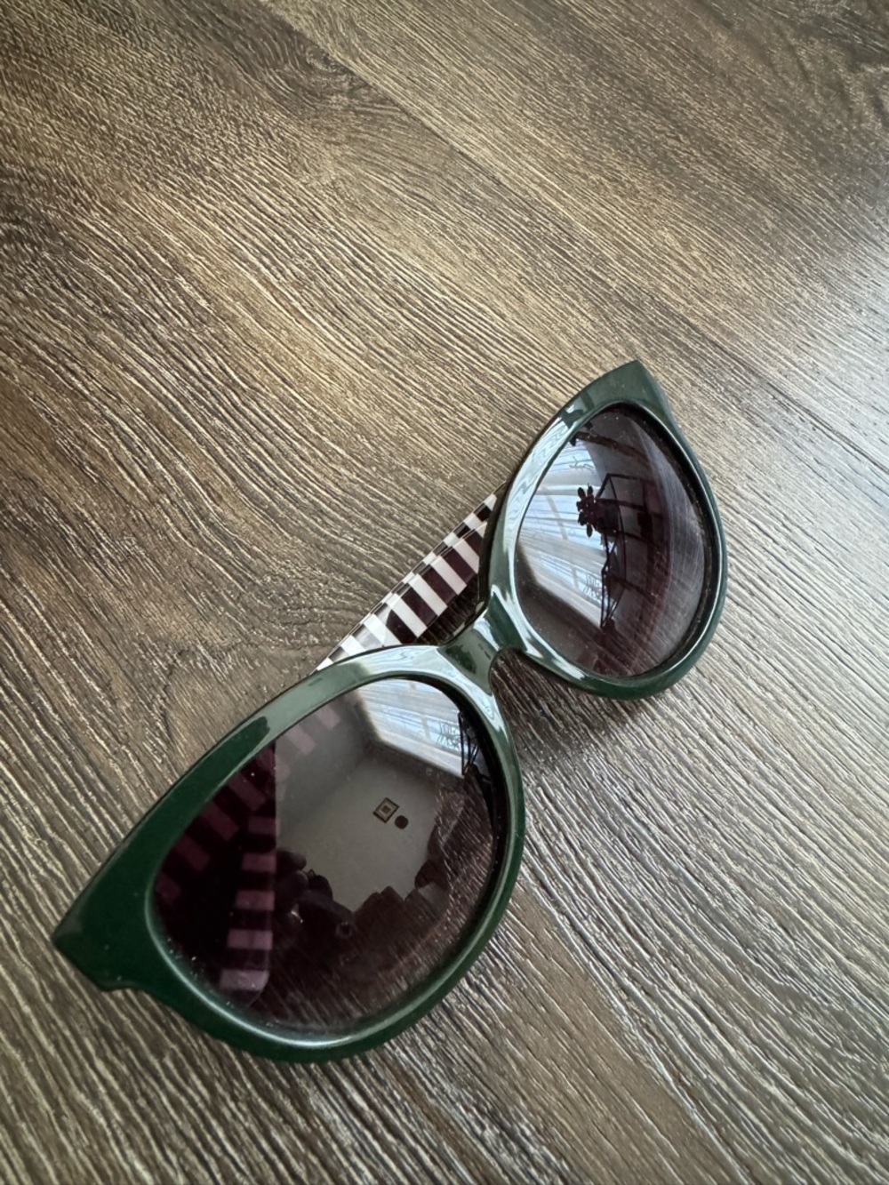 New. Talbots Women’s Dark Green Fashion Sunglasses - Stylish Full-Frame Shades